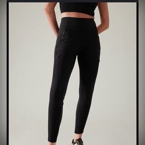 Athleta headlands hybrid cargo tight leggings 10 regular
